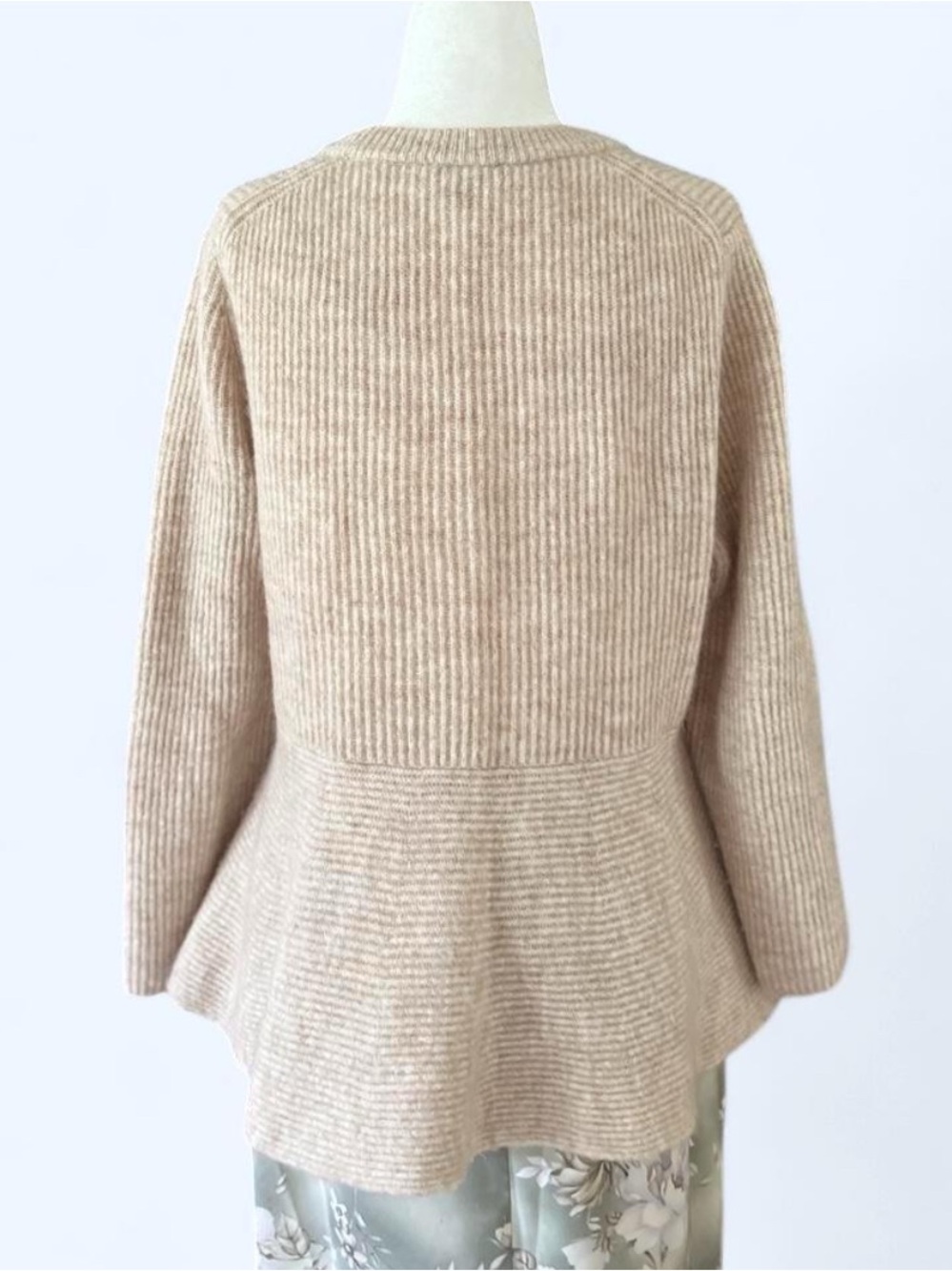 COS Beige Wool Ribbed Crewneck Sweater Size M Minimalist Oatmeal - Picture 3 of 10